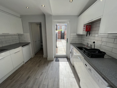 Image of Earle Street, The Groves