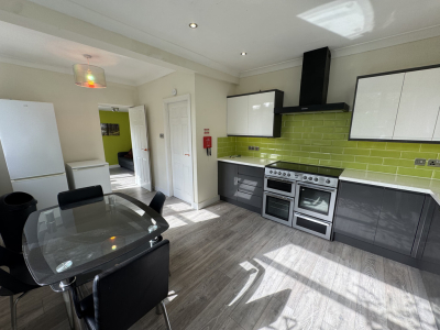 Image of Yearsley Crescent, Huntington