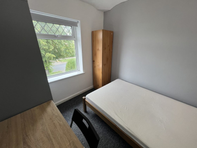 Image of Fifth Avenue, Tang Hall