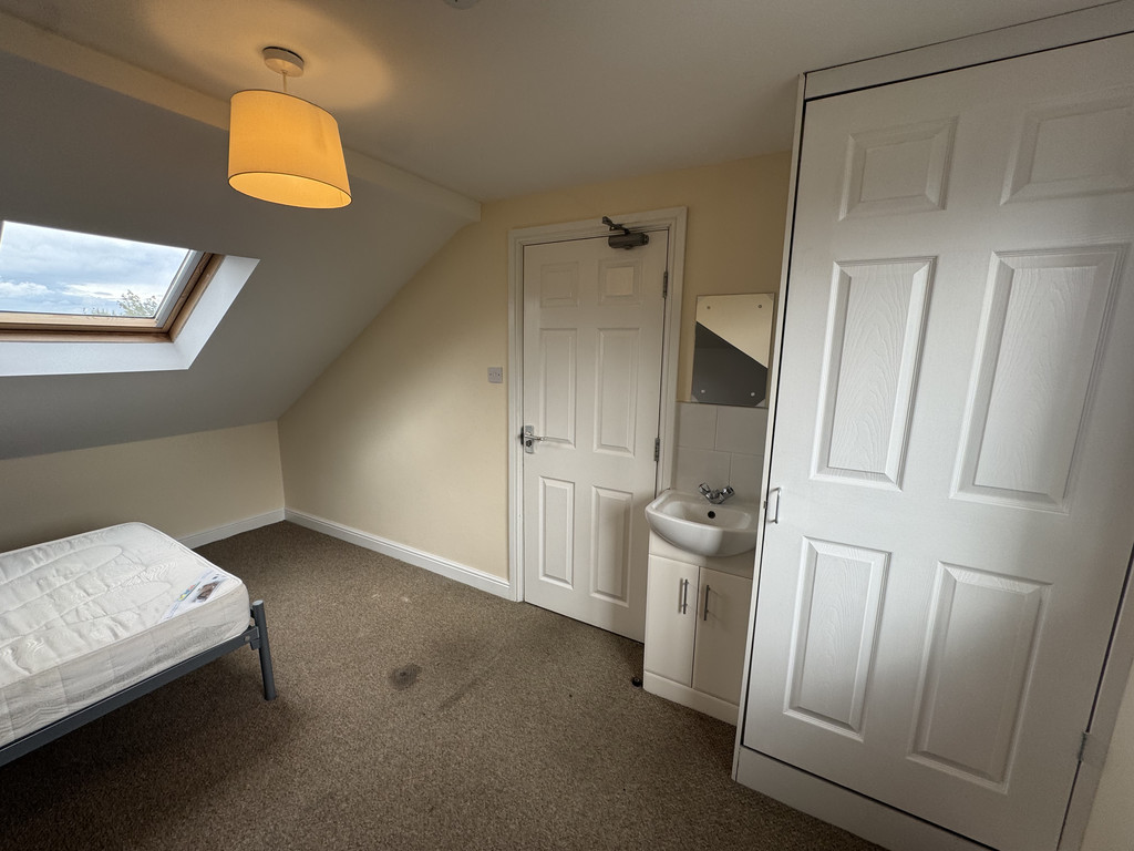 Image of Green Dykes Lane, Hull Road