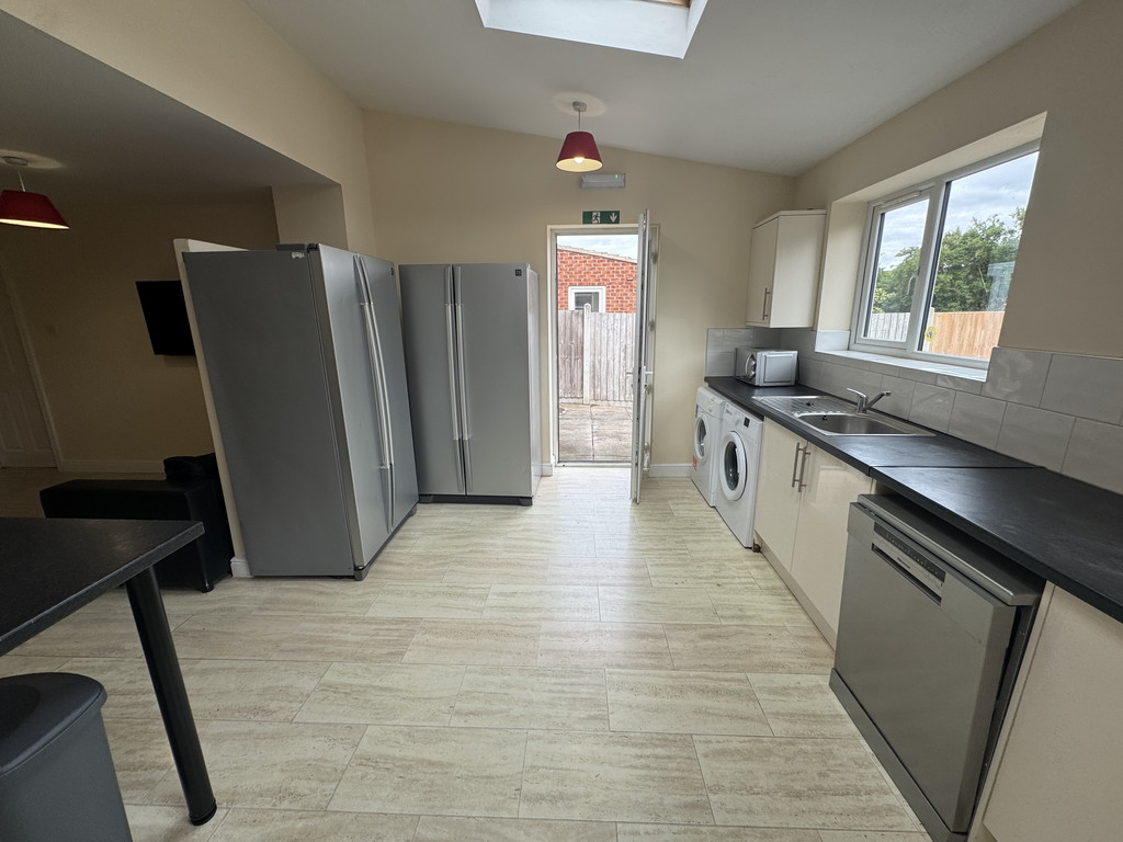 Image of Green Dykes Lane, Hull Road