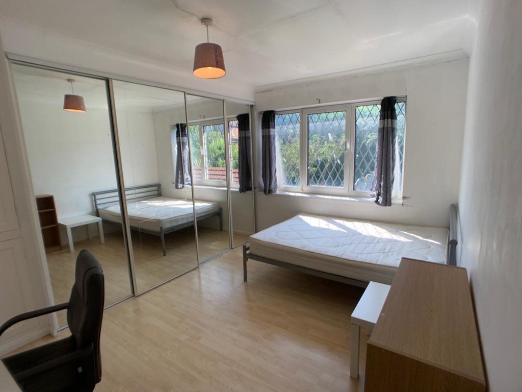 Image of Thief Lane, Hull Road