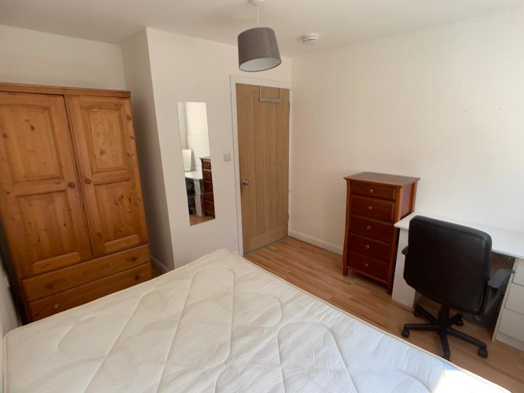 Image of Thief Lane, Hull Road