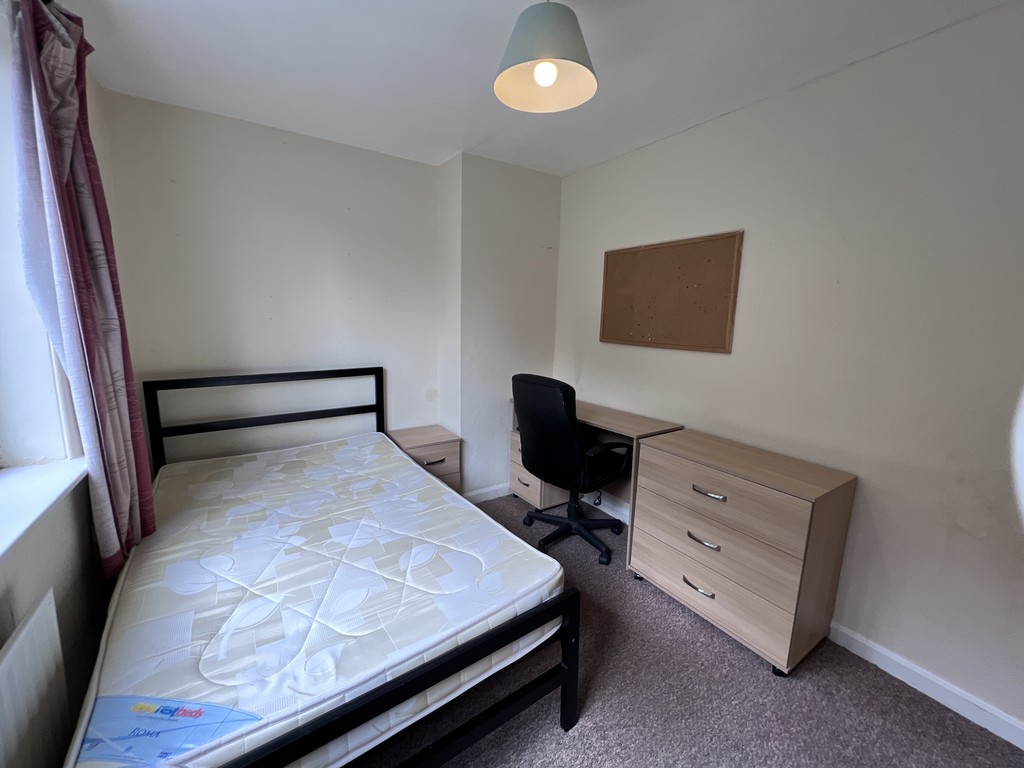 Image of Fourth Avenue, Tang Hall