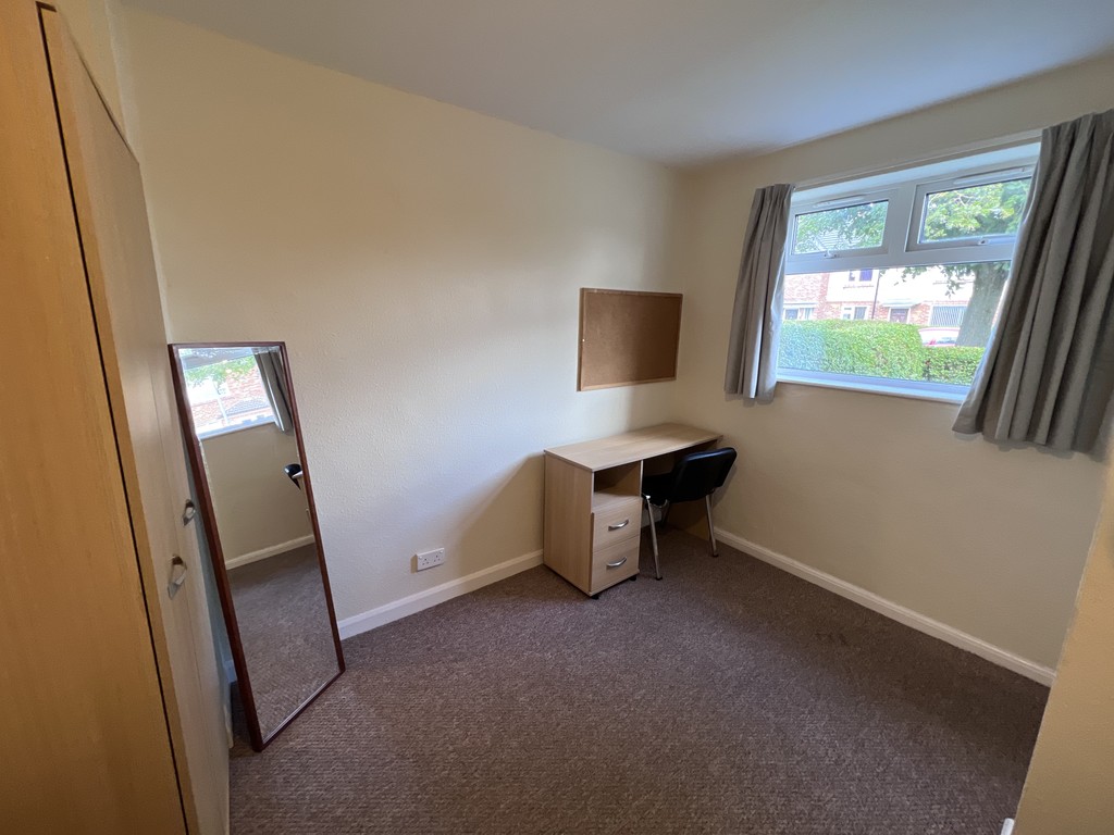 Image of Fourth Avenue, Tang Hall