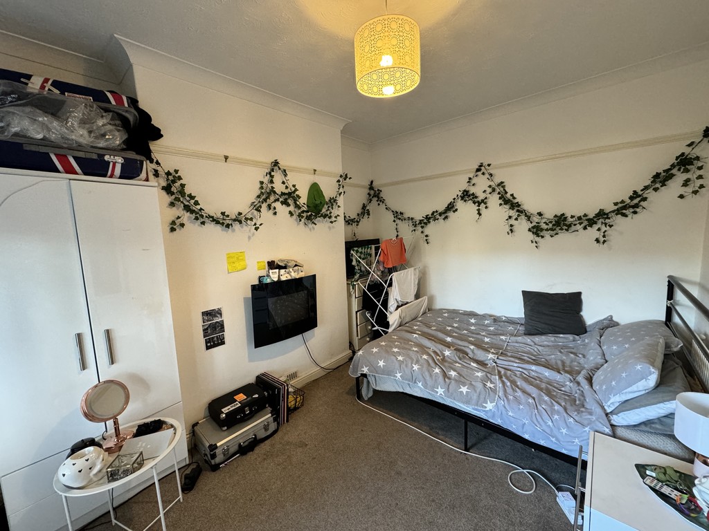 Image of Somerset Road, Huntington