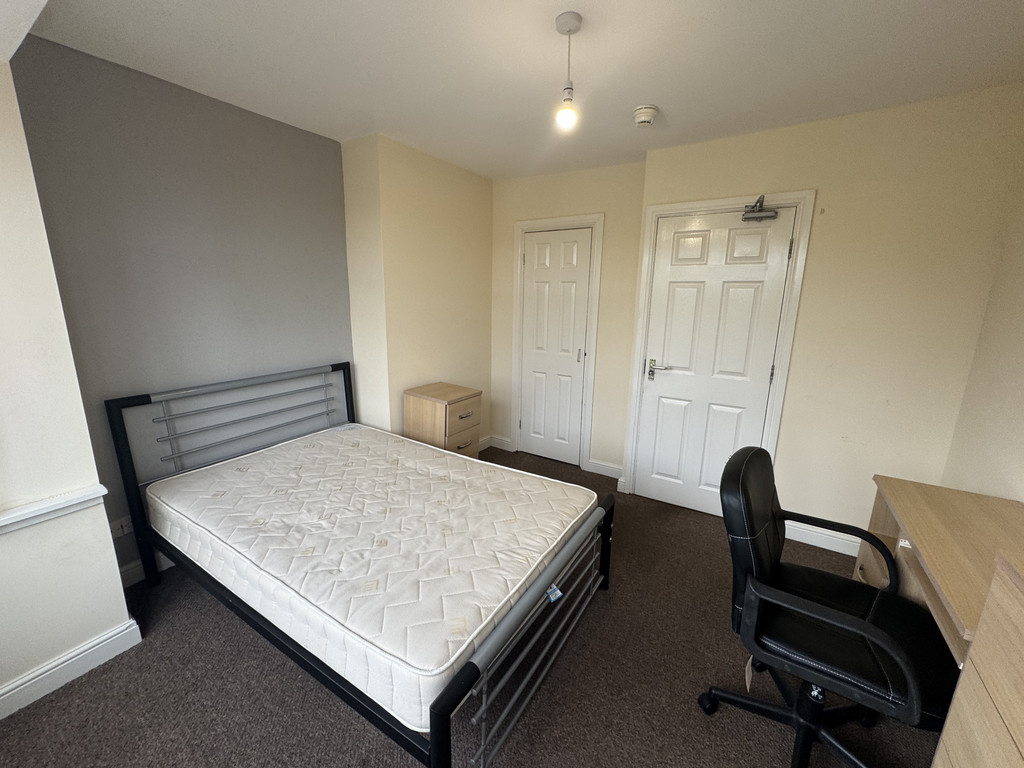 Image of Green Dykes Lane, Hull Road