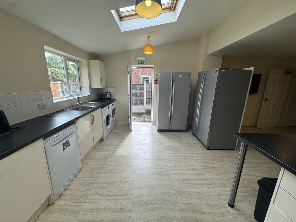 Image of Green Dykes Lane, Hull Road