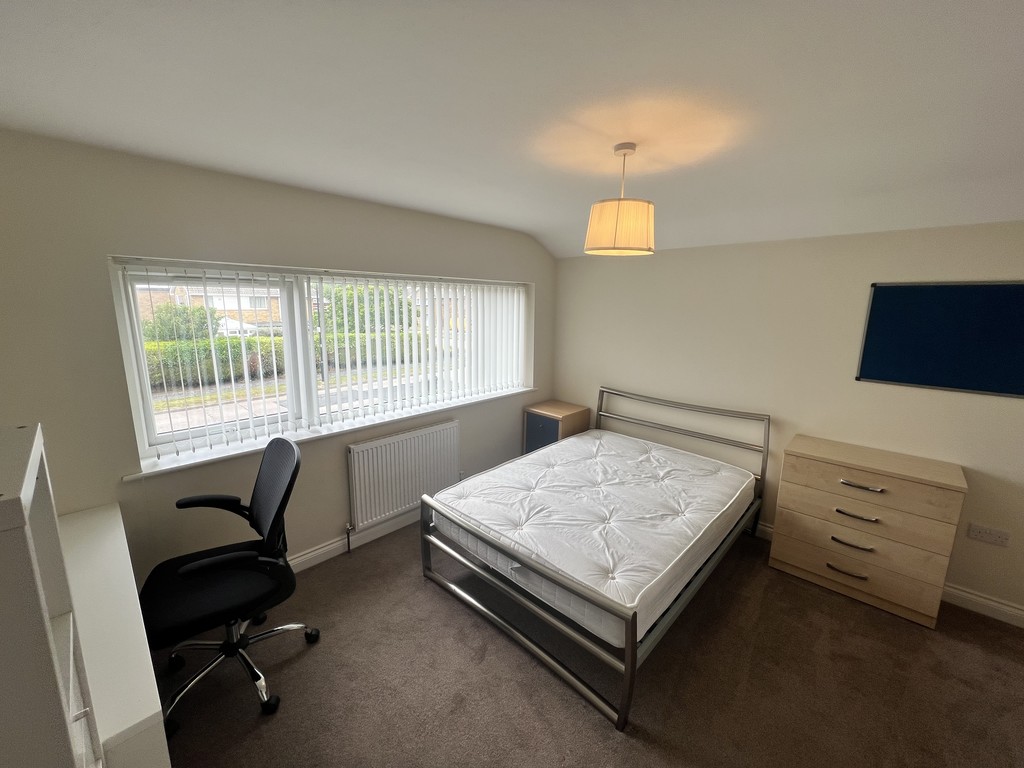 Image of Deramore Drive, Badger Hill