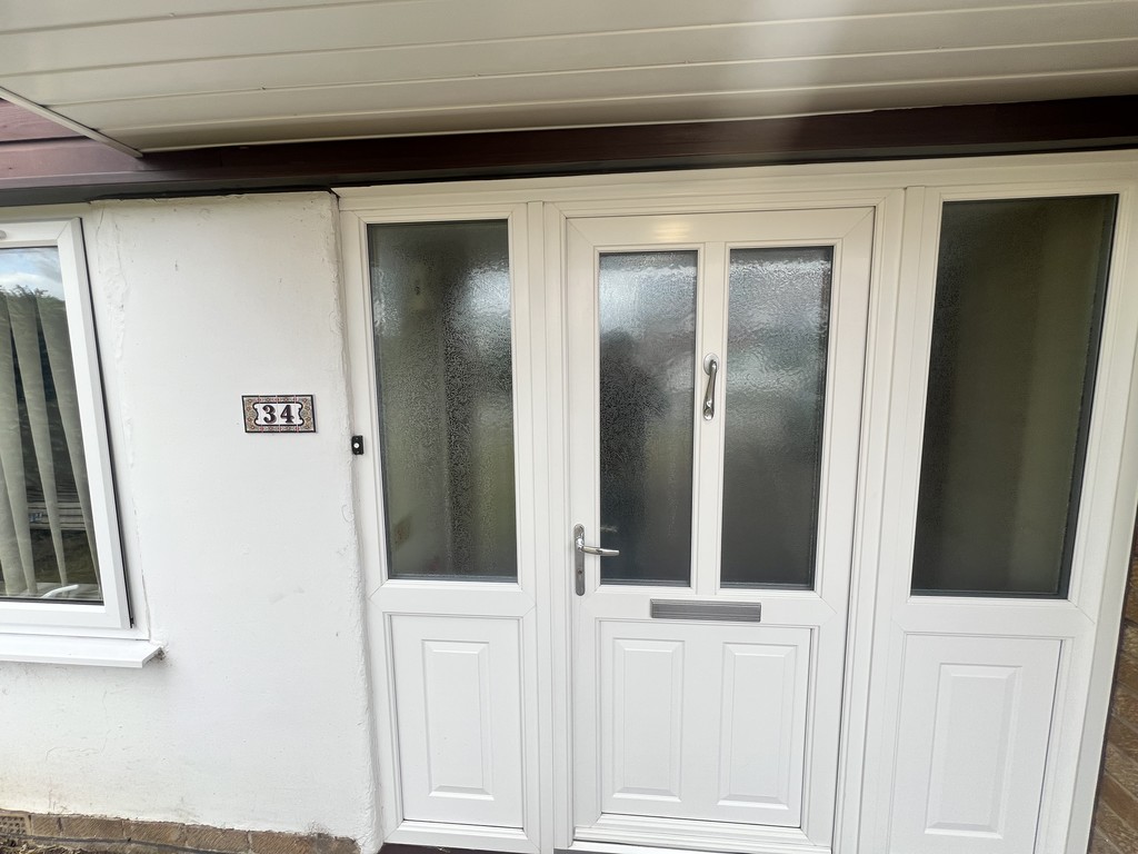 Image of Deramore Drive, Badger Hill