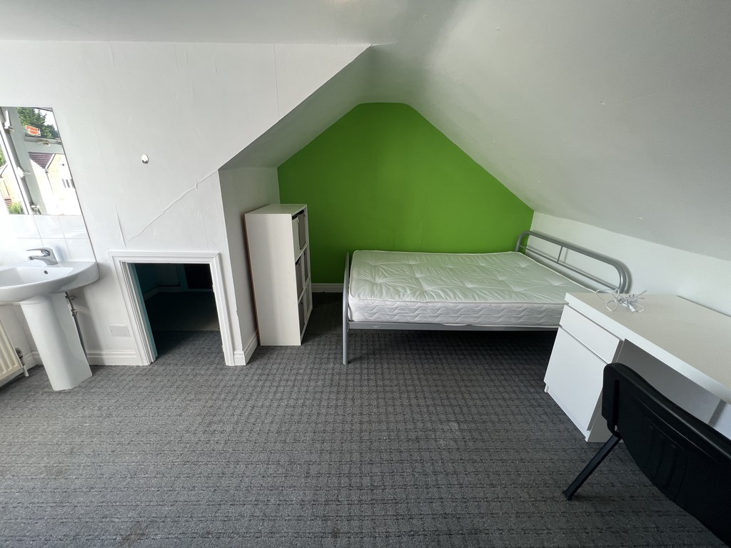 Image of Temple Villas, Tang Hall