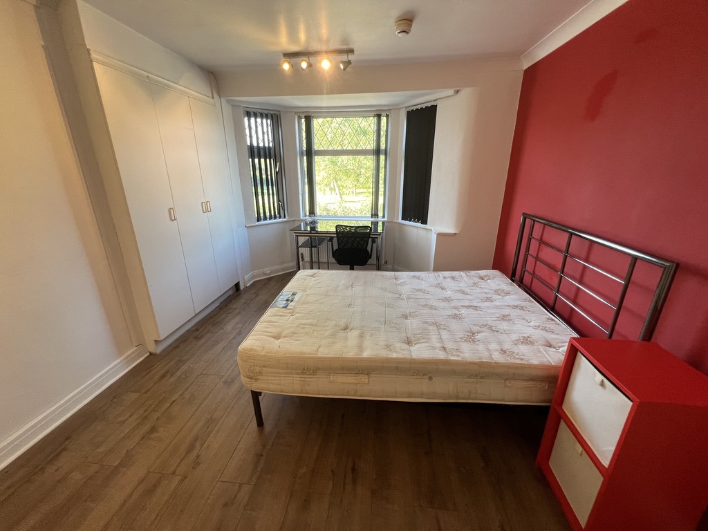 Image of Temple Villas, Tang Hall