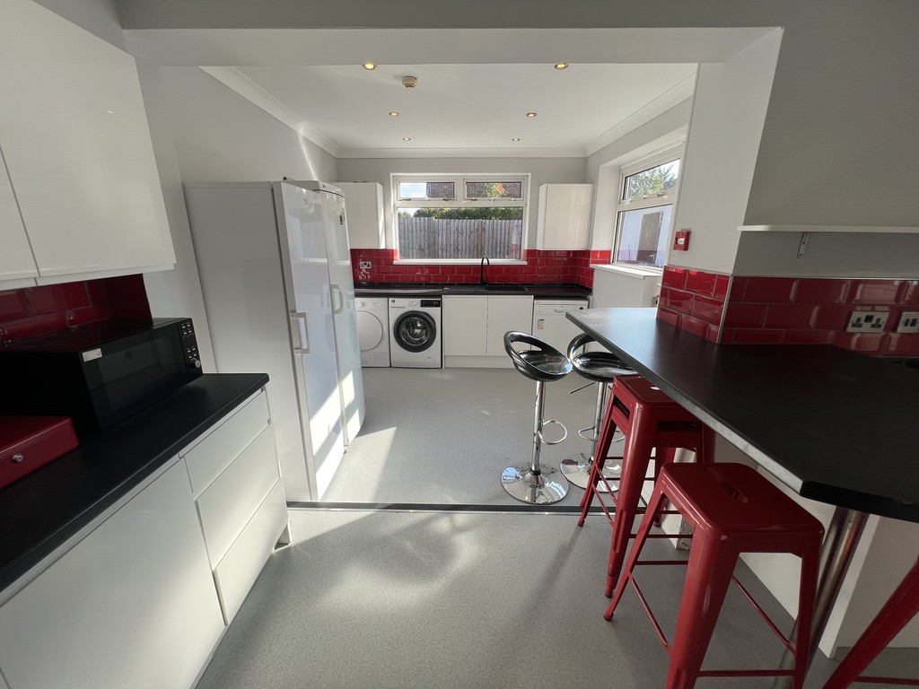 Image of Temple Villas, Tang Hall