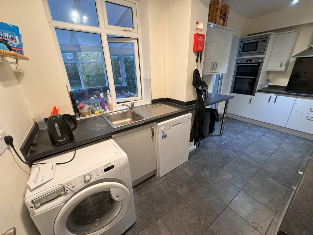 Image of Waynefleet Grove, Hull Road