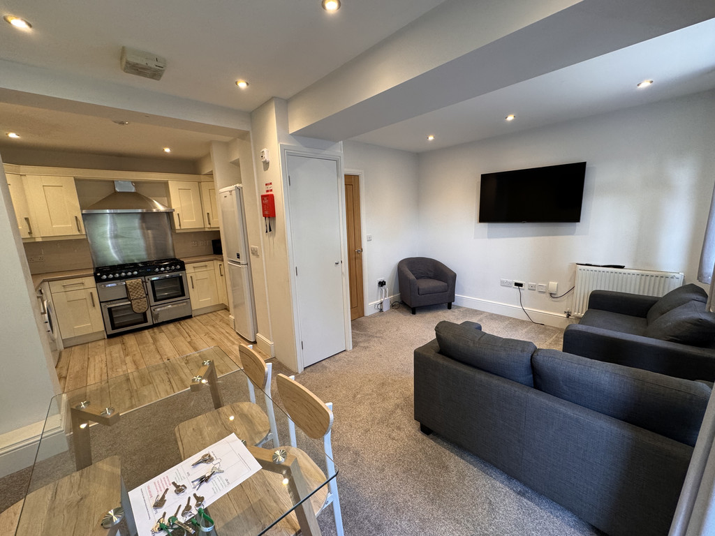 Image of Broadway, Fulford