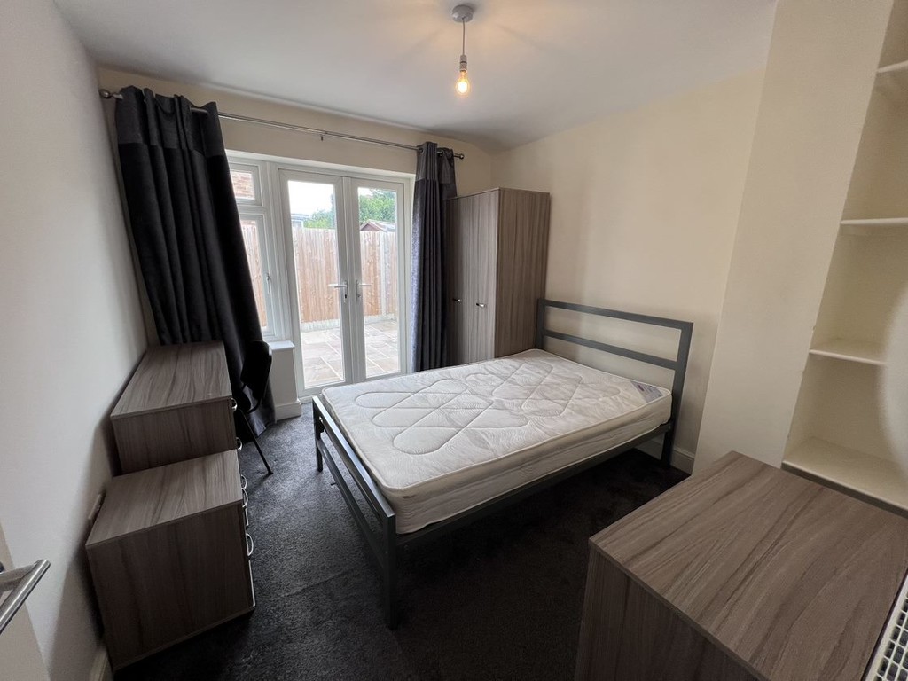 Image of Deramore Drive, Badger Hill