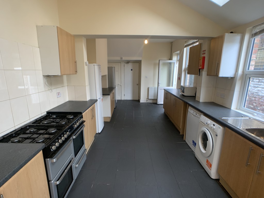 Image of Feversham Crescent, Wigginton Road