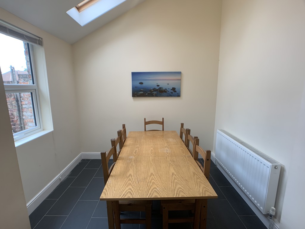 Image of Feversham Crescent, Wigginton Road