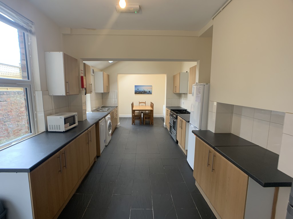 Image of Feversham Crescent, Wigginton Road