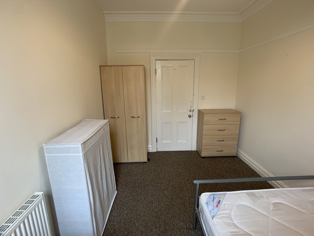 Image of Feversham Crescent, Wigginton Road