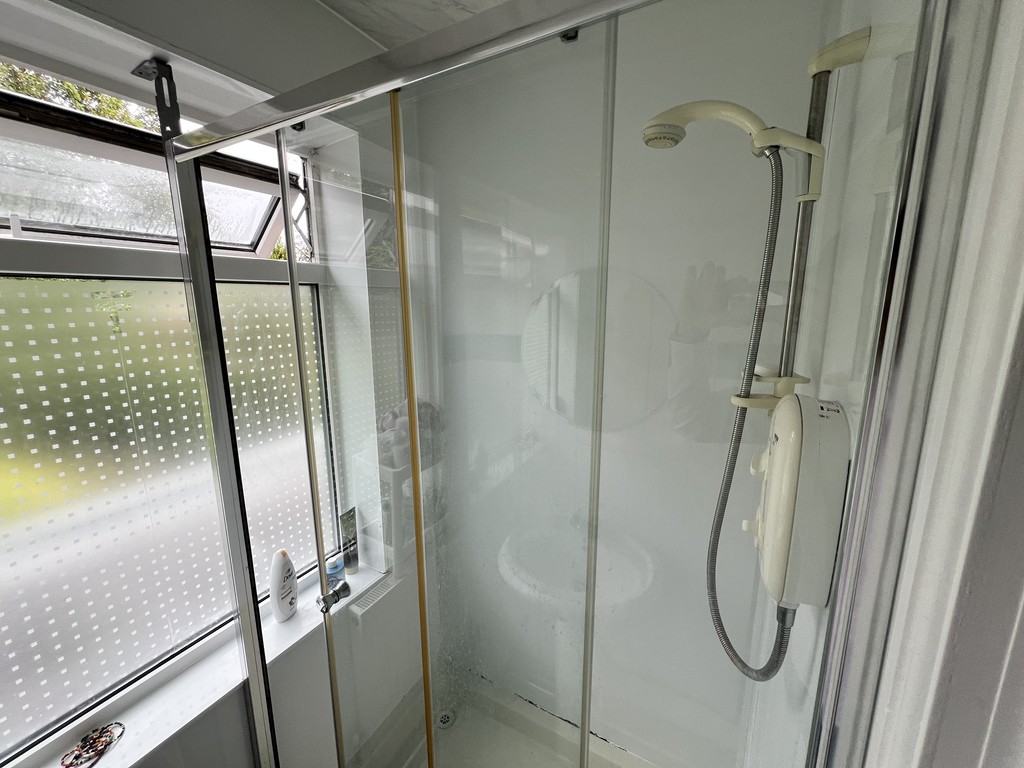 Image of Temple Avenue, Tang Hall