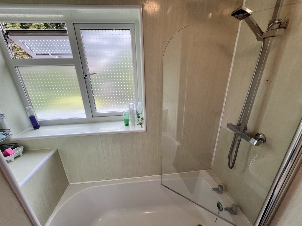 Image of Temple Avenue, Tang Hall