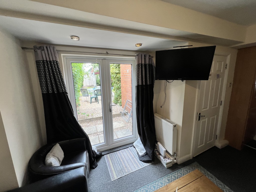 Image of Temple Avenue, Tang Hall