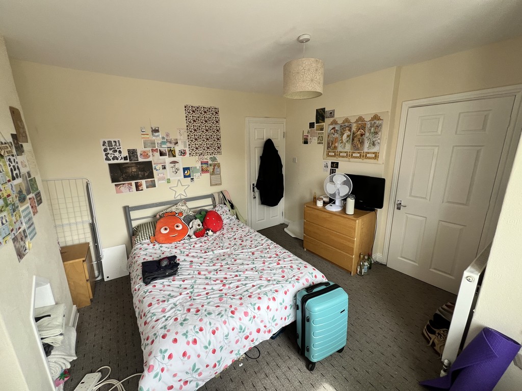 Image of Temple Avenue, Tang Hall