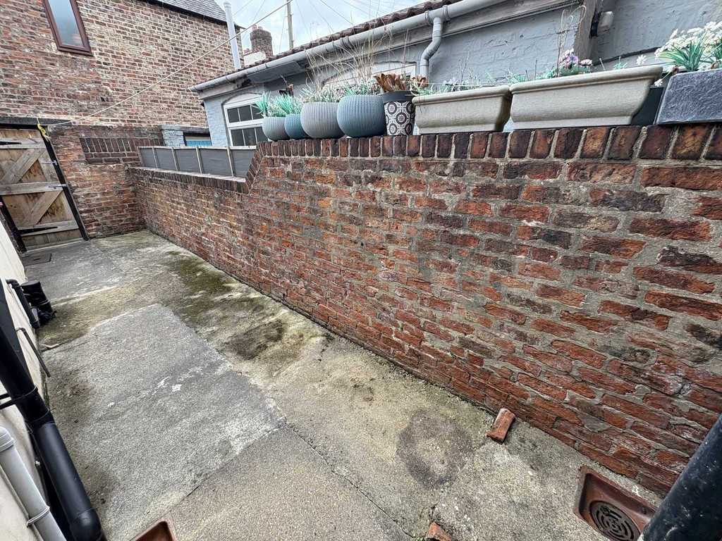 Image of Diamond Street, The Groves