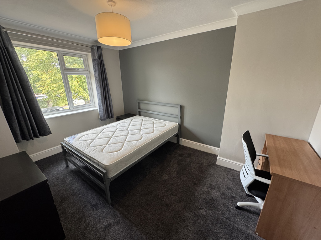 Image of Fifth Avenue, Tang Hall