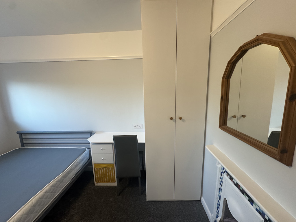 Image of Burton Green, Clifton