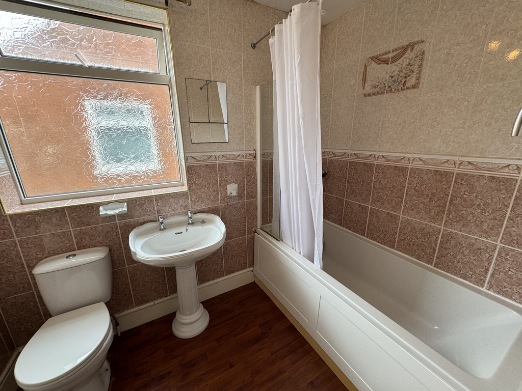 Image of Albemarle Road, South Bank